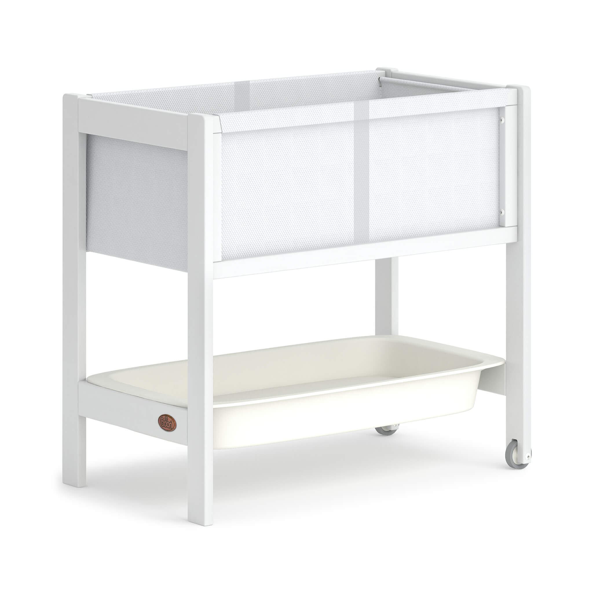 Boori hotsell white bassinet